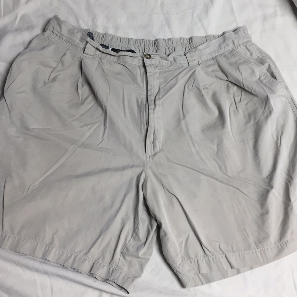 Men’s casual shorts